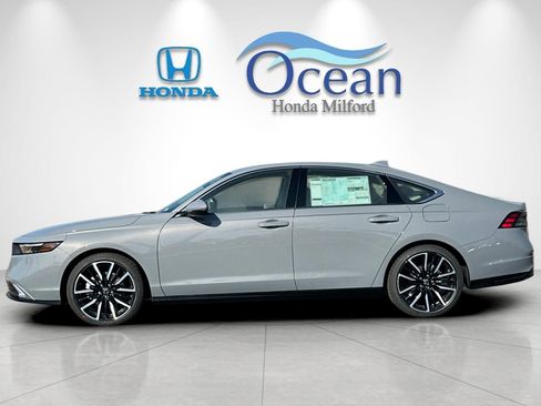 New 2026 Honda Accord Touring image 2