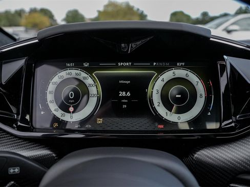 New 2026 Aston Martin V8 Vantage Roadster image 25