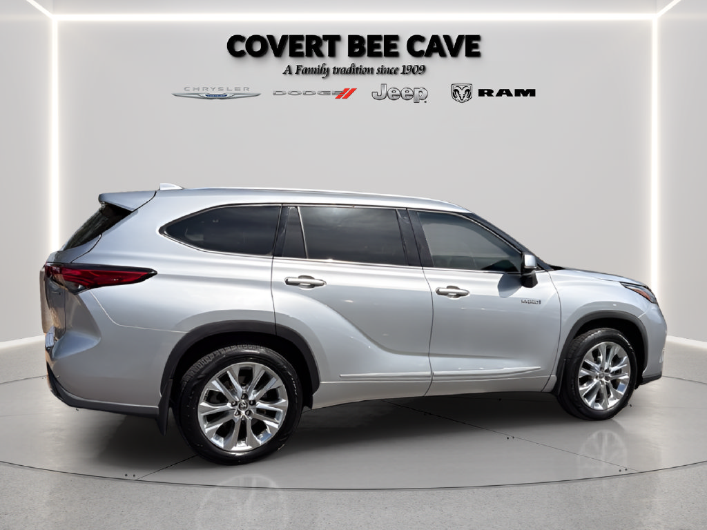 Used 2020 Toyota Highlander Limited FWD image 10