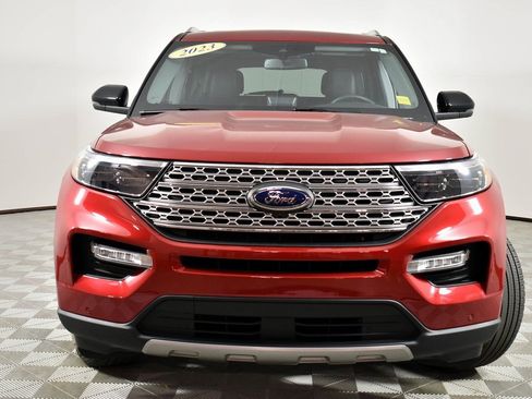 Used 2023 Ford Explorer Limited w/ Limited Technology Package image 5