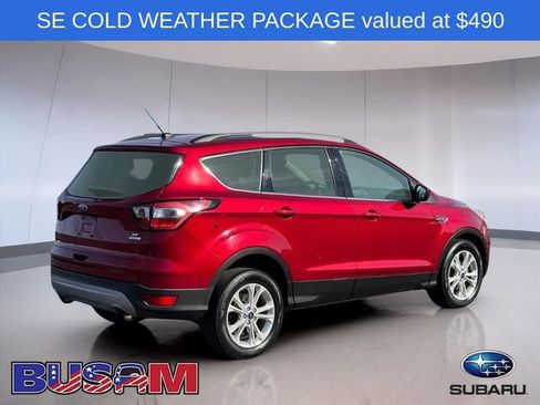 Used 2017 Ford Escape SE w/ Equipment Group 201A image 4