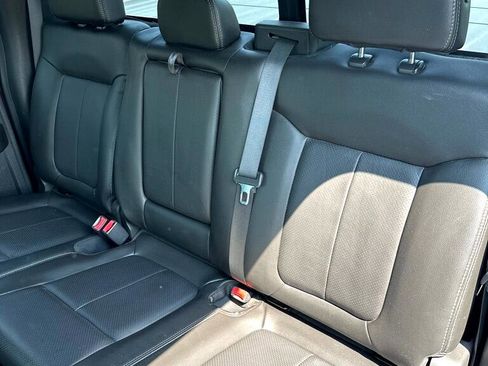 Used 2014 Ford F150 Lariat w/ Equipment Group 501A Mid image 29