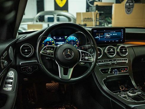 Used 2021 Mercedes-Benz C 300 Sedan w/ Premium Package image 17