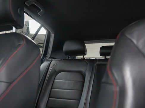 Used 2016 Volkswagen GTI SE image 35