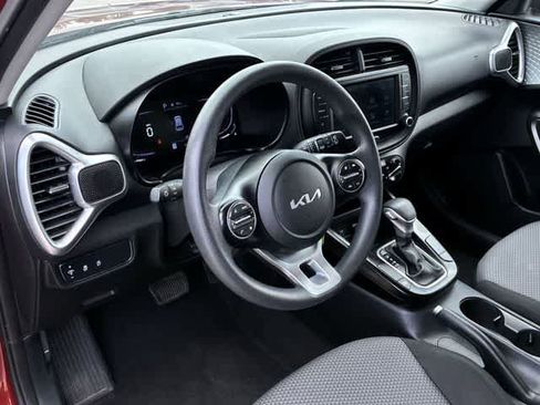 Used 2024 Kia Soul LX w/ Option Group 015 FWD image 2