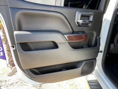 Used 2015 GMC Sierra 3500 SLT image 15