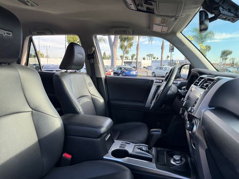 Used 2022 Toyota 4Runner TRD Sport w/ Technology Package AWD/4WD image 19