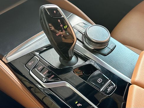 Used 2023 BMW 540i w/ M Sport Package image 17