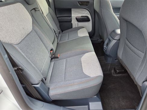 Used 2024 Ford Maverick XLT image 18