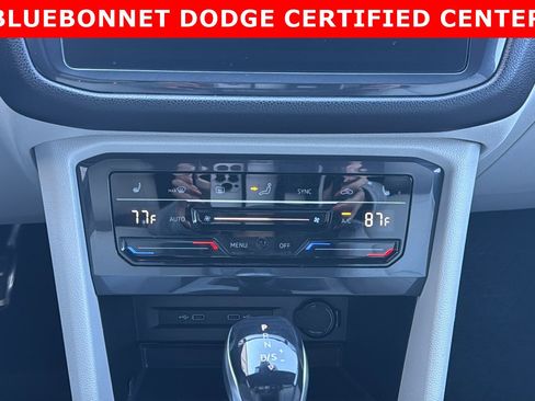 Used 2022 Volkswagen Tiguan SE R-Line image 20