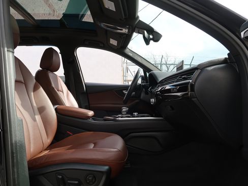 Used 2018 Audi Q7 3.0T Prestige image 44