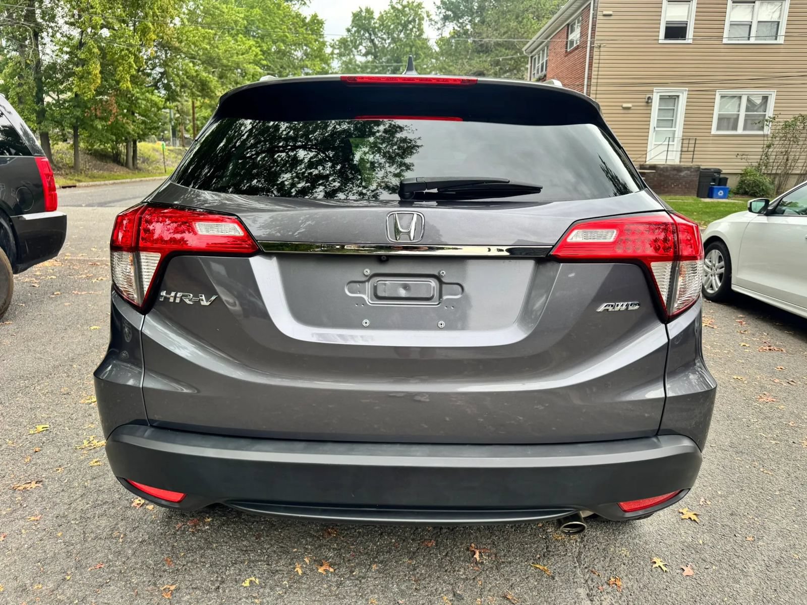 Used 2021 Honda HR-V EX-L image 5