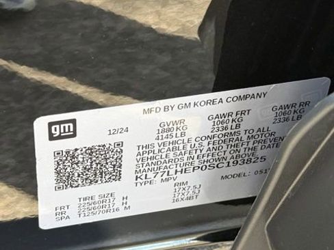 Used 2025 Chevrolet Trax LT image 31