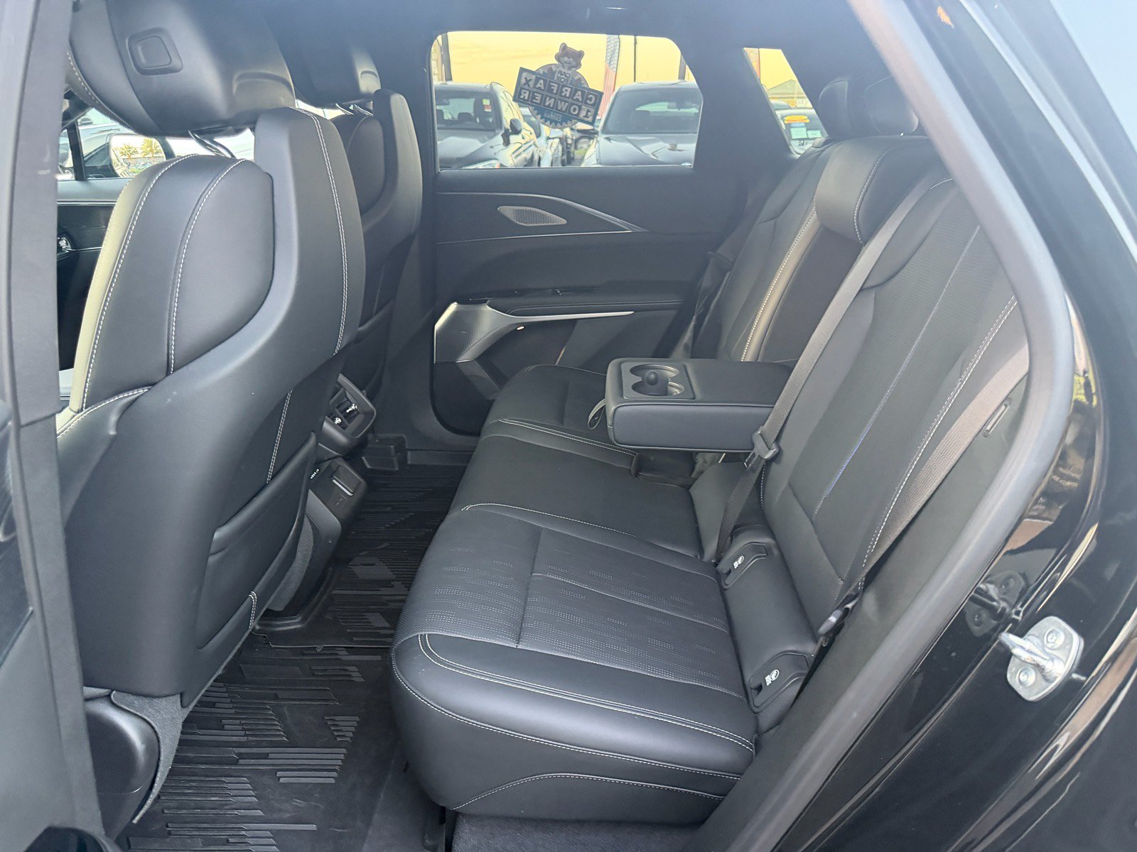 Used 2024 Cadillac Lyriq Sport AWD/4WD image 12