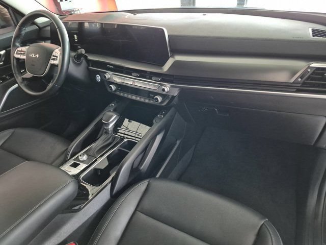 Used 2025 Kia Telluride S FWD image 33