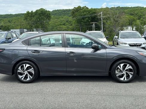 Used 2025 Subaru Legacy Premium AWD/4WD image 5