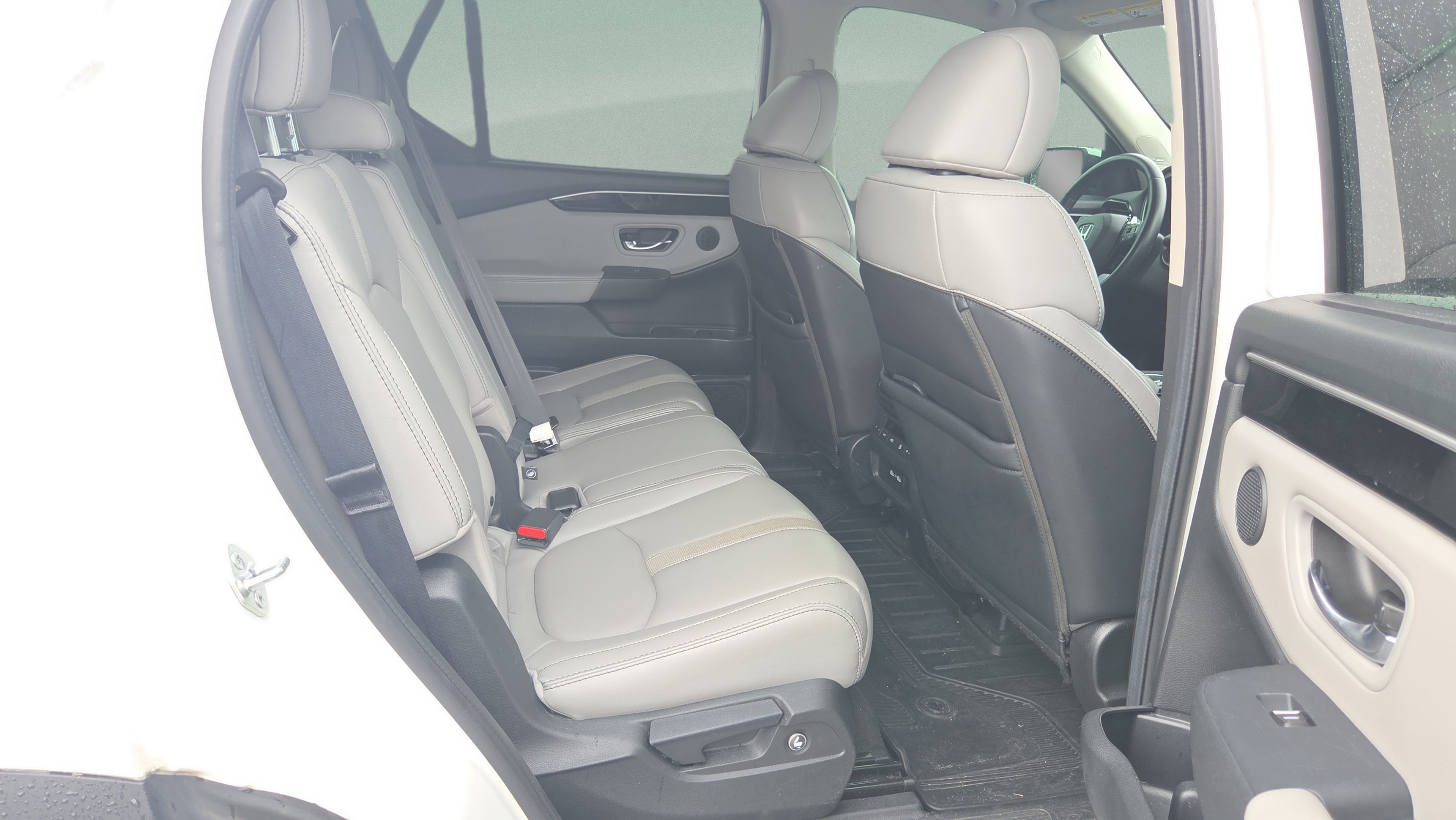 Certified 2023 Honda Pilot Touring image 16