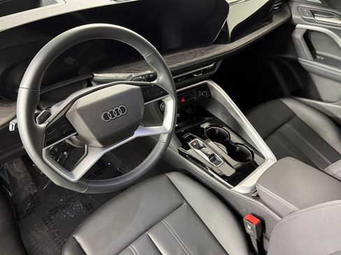 Used 2025 Audi Q5 Premium Plus w/ Premium Plus AWD/4WD image 9