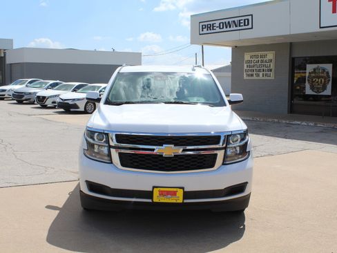 Used 2019 Chevrolet Suburban LT AWD/4WD image 12