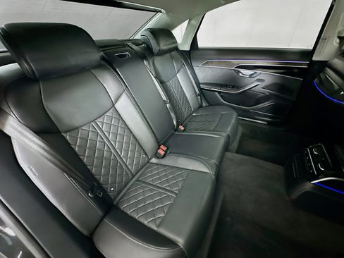 Used 2022 Audi S8 w/ S8 Executive Package image 29