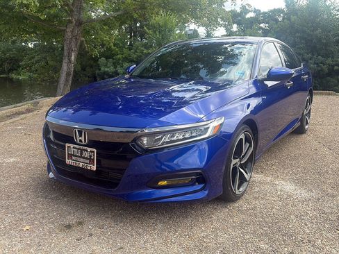 Used 2020 Honda Accord Sport image 11