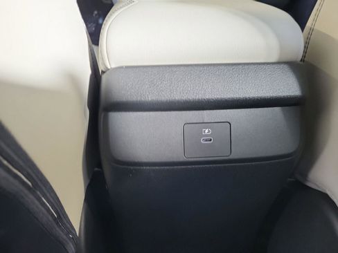 New 2026 Nissan Sentra SL w/ Floor Mat Package FWD image 22