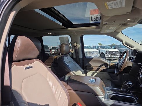 Used 2019 Ford F150 Limited w/ Trailer Tow Package image 12