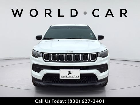 Used 2023 Jeep Compass Sport AWD/4WD image 9