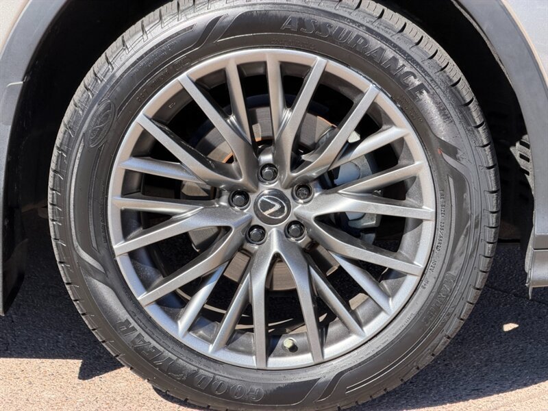 Used 2020 Lexus RX 450h F Sport w/ Accessory Package AWD/4WD image 38