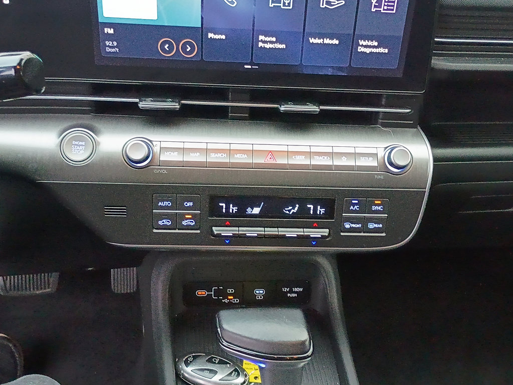 Used 2025 Hyundai Kona SEL FWD image 21