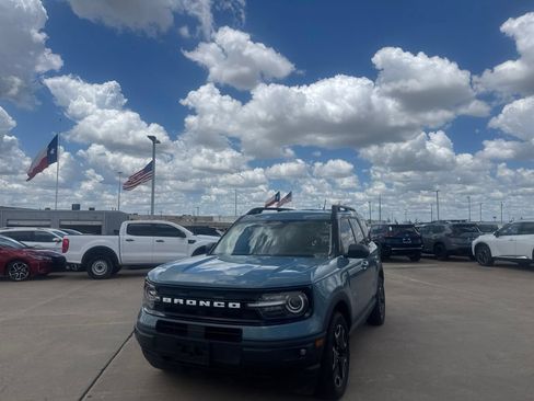 Used 2023 Ford Bronco Sport Outer Banks w/ Tech Package AWD/4WD image 6