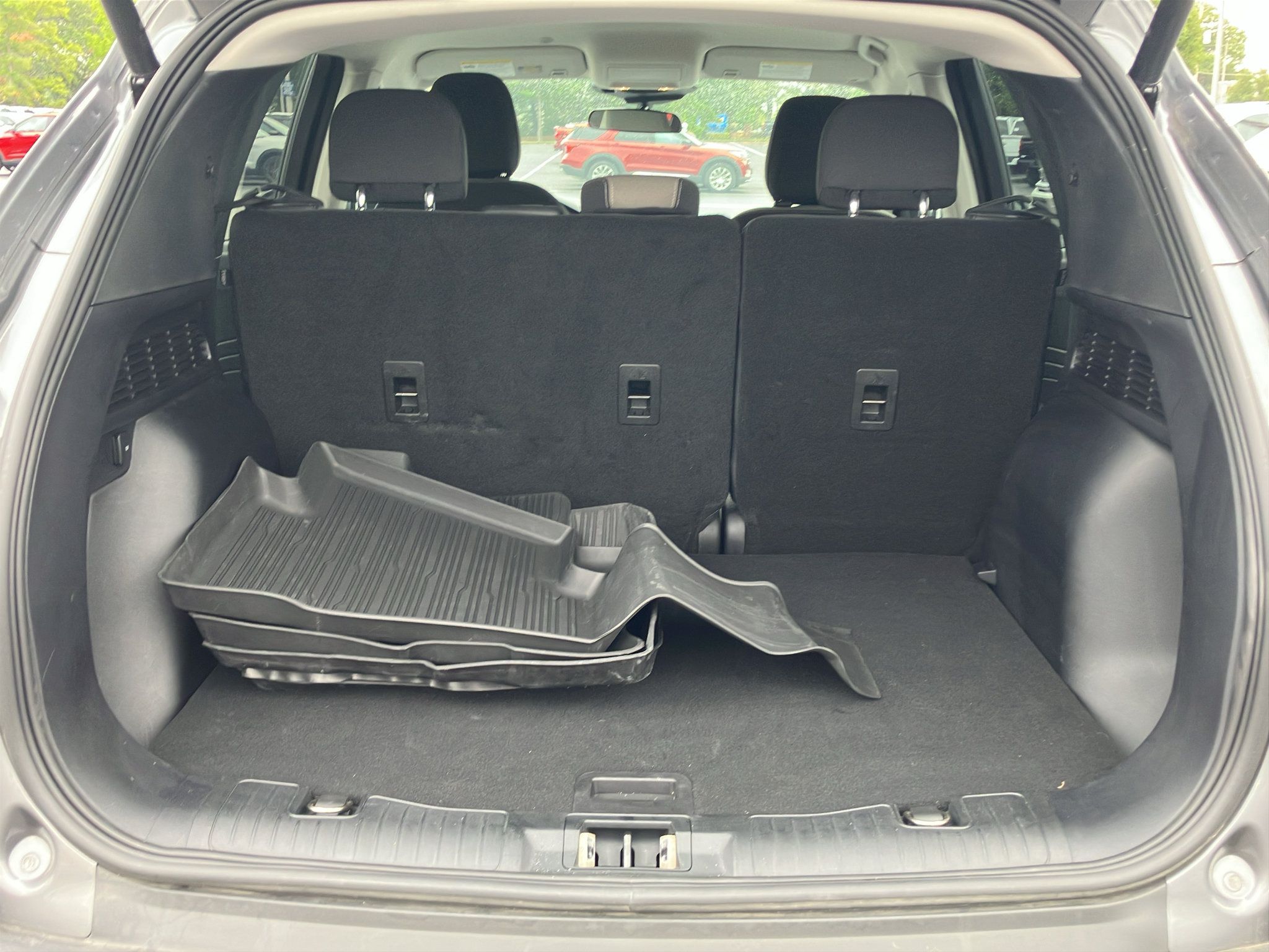 Used 2022 Ford Escape SE w/ SE Sport Appearance Package FWD image 29