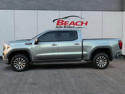 Used 2021 GMC Sierra 1500 AT4 w/ AT4 Premium Package image 5