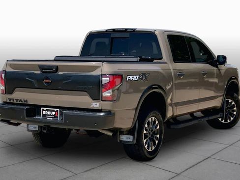Used 2021 Nissan Titan PRO-4X w/ Pro-4x Convenience Package AWD/4WD image 13