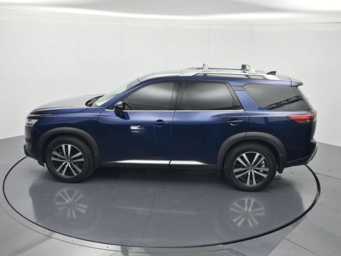 Certified 2024 Nissan Pathfinder Platinum AWD/4WD image 38