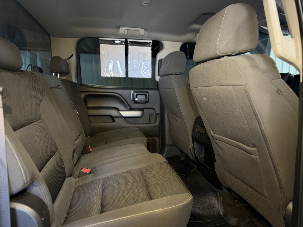 Used 2016 Chevrolet Silverado 2500 LT w/ Midnight Edition AWD/4WD image 4