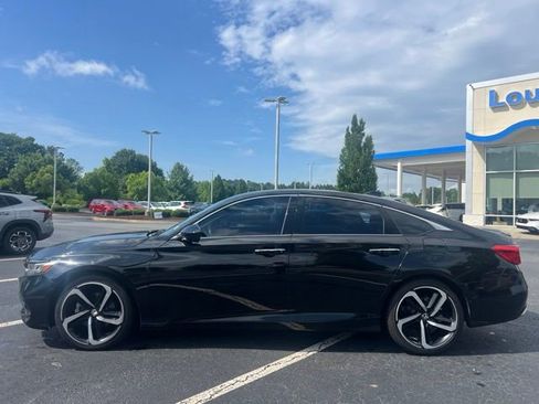 Used 2019 Honda Accord Sport image 9