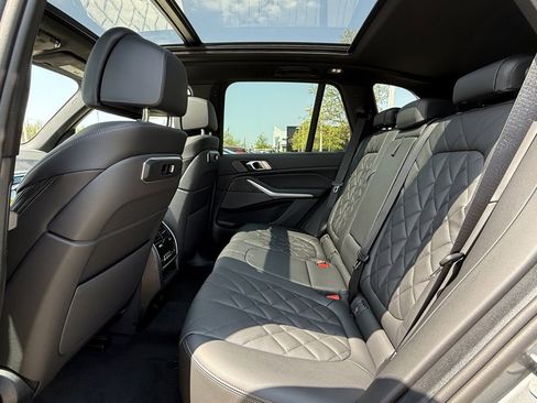 Used 2026 BMW X5 xDrive50e w/ Climate Comfort Package image 19