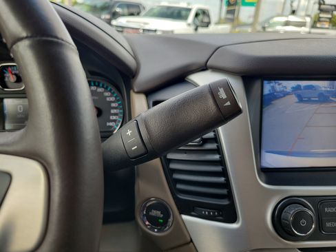 Used 2020 GMC Yukon XL SLT RWD image 24