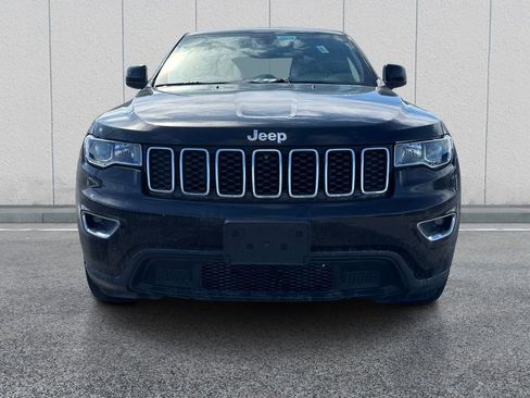 Used 2022 Jeep Grand Cherokee Laredo E image 2