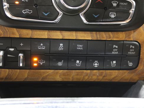 Used 2016 RAM 1500 Laramie Longhorn w/ Convenience Group image 16