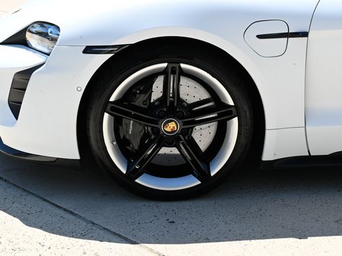 Used 2020 Porsche Taycan Turbo S AWD/4WD image 9
