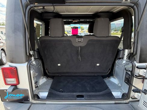 Used 2011 Jeep Wrangler Sport AWD/4WD image 13
