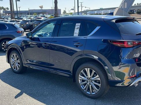New 2025 MAZDA CX-5 Signature image 11