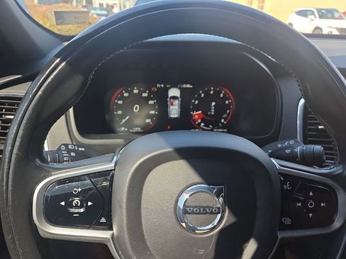 Used 2017 Volvo XC90 T6 Inscription w/ Vision Package image 14