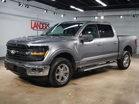 Used 2024 Ford F150 XLT w/ Mobile Office Package AWD/4WD image 3