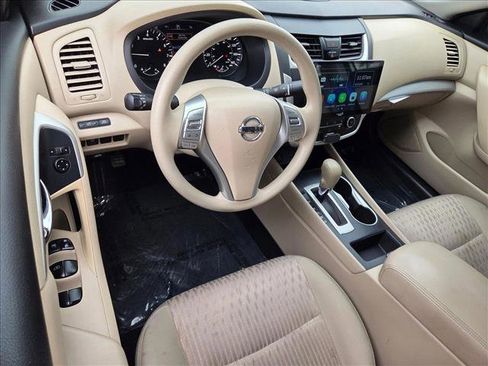 Used 2017 Nissan Altima 2.5 S w/ Power Driver Seat Package image 10