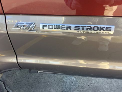 Used 2017 Ford F250 King Ranch w/ King Ranch Ultimate Package image 3