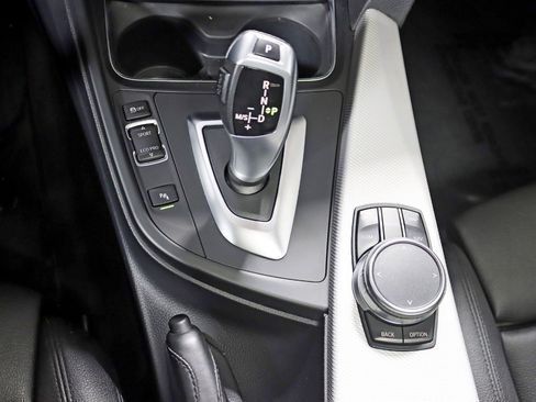 Used 2019 BMW 330i xDrive Wagon 330i xDrive M SPORT w/ M Sport Edition image 27