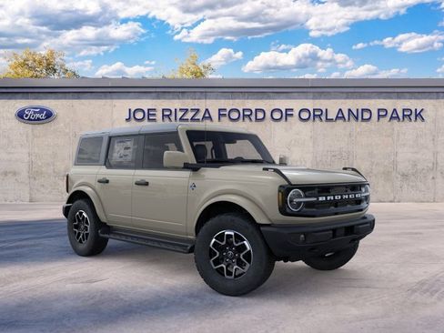 New 2026 Ford Bronco Outer Banks AWD/4WD image 7